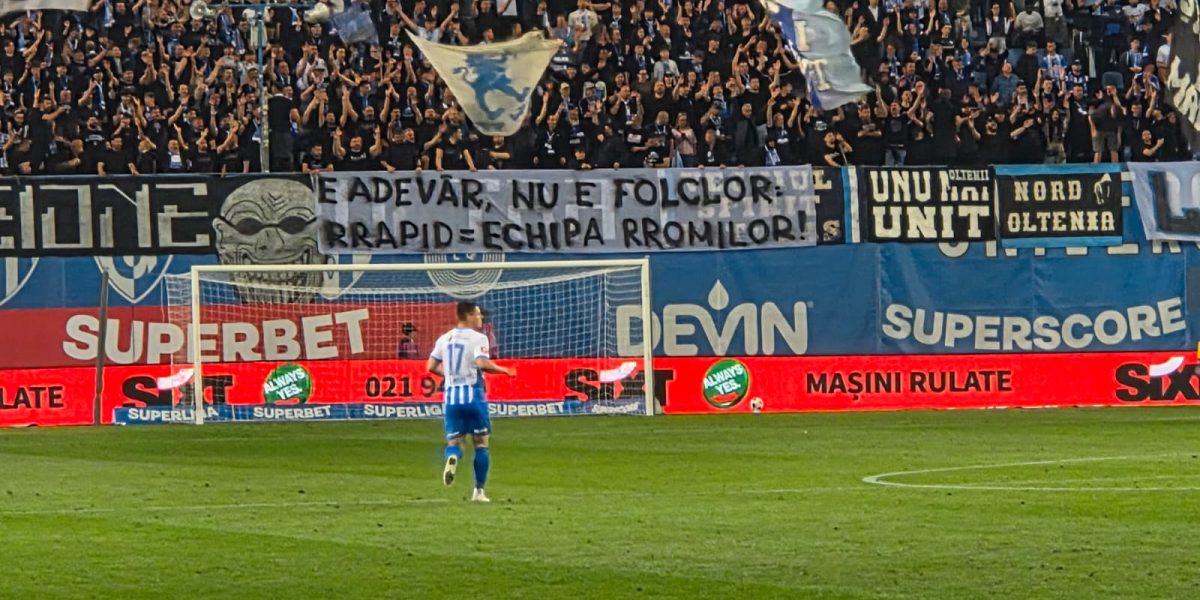 Mesaje rasiste, scandate de galeria Craiovei la meciul cu Rapid