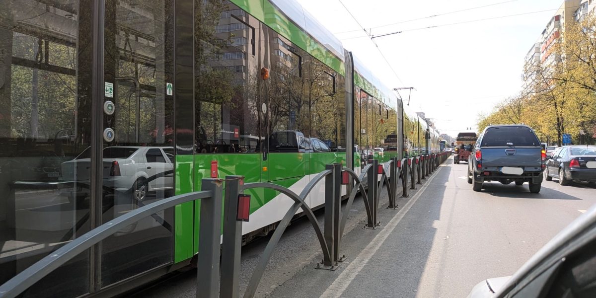 Linii STB blocate pe Colentina: Călător, cu nevoie de ajutor medical