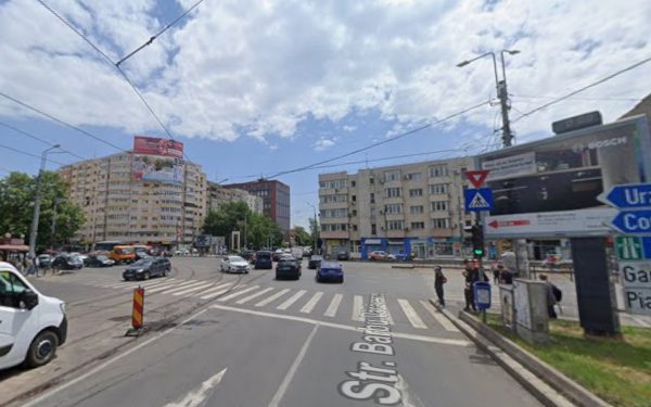 Semafoarele din București, BLOCATE! Fluctuații de tensiune, haos în trafic