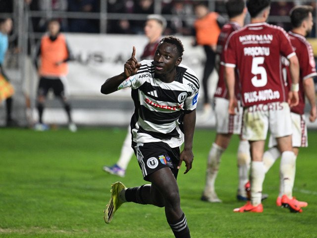 Rapid a fost învinsă pe teren propriu de U Cluj, scor 1-2, într-un meci încins din cadrul campionatului Ligii 1