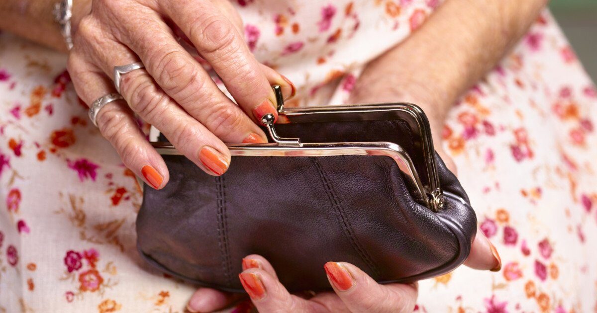 Câți pensionari are România? Suma pensiilor în martie 2026: cifrele oficiale