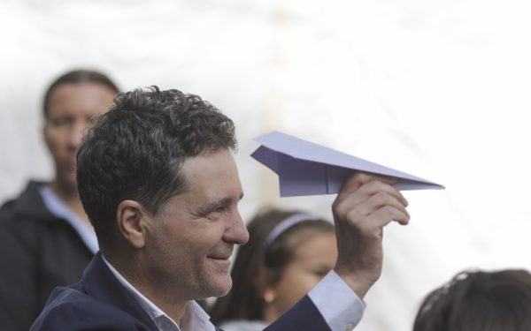 Copiii lui Nicușor Dan, dependenți de ecrane? Ce dezvăluie primarul despre TV și mutare