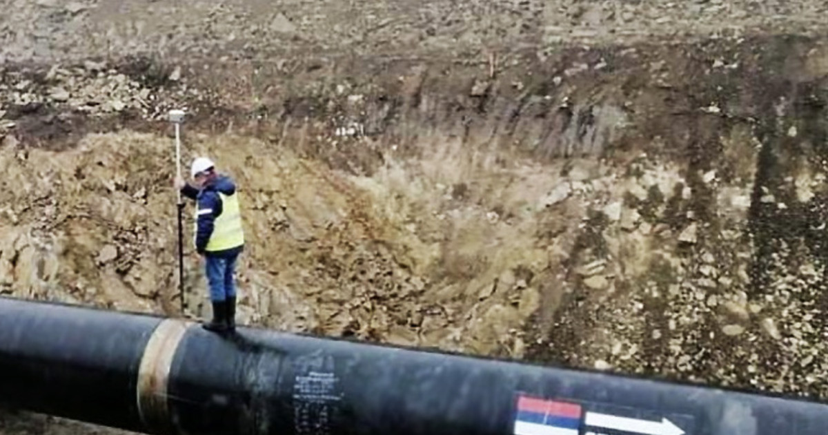 Poliția din Serbia a descoperit duminică rucsaci încărcați cu explozibili la Kanjiza, în nord-vestul țării, aproape de conductele de gaz ale Balkan Stream, în contextul tensiunilor legate de infrastructura energetică din regiune