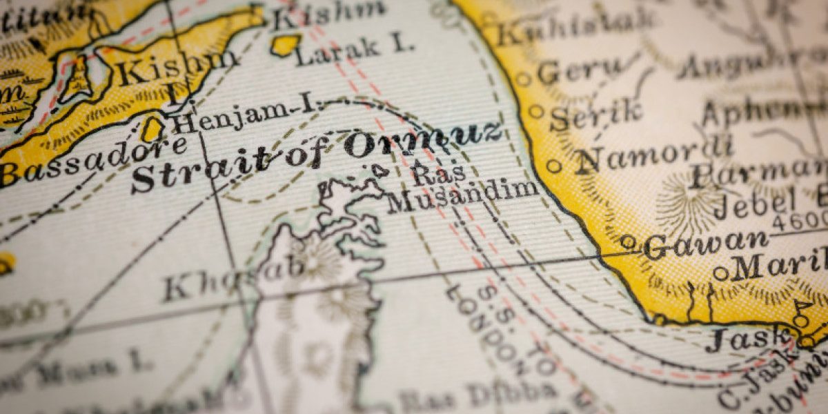 Băsescu: Blocada din Ormuz, „o greșeală”. Va tensiona SUA și Extremul Orient