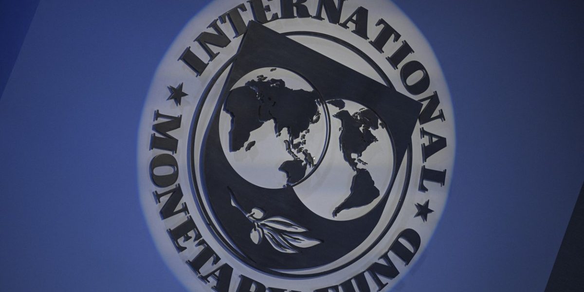 FMI taie drastic prognoza de creștere a României în 2026: Doar 0,7%