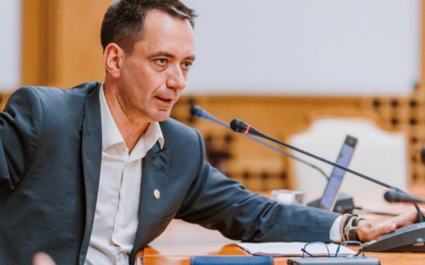 UDMR vrea Guvern „în aceeași formulă”, cu Bolojan premier. Csoma: „Fără criză”