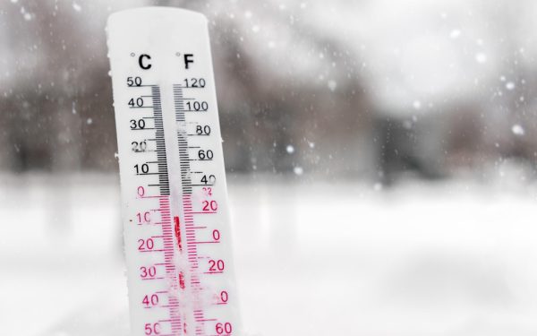 Răcire brutală în România: Ninsori la munte și vânt, temperaturile scad drastic