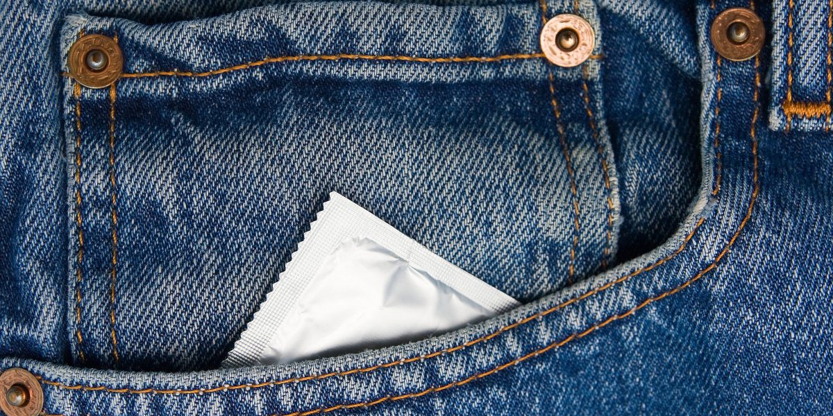 Producătorul mondial de prezervative, ALERTĂ despre scumpiri din cauza războiului