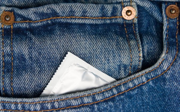 Producătorul mondial de prezervative, ALERTĂ despre scumpiri din cauza războiului