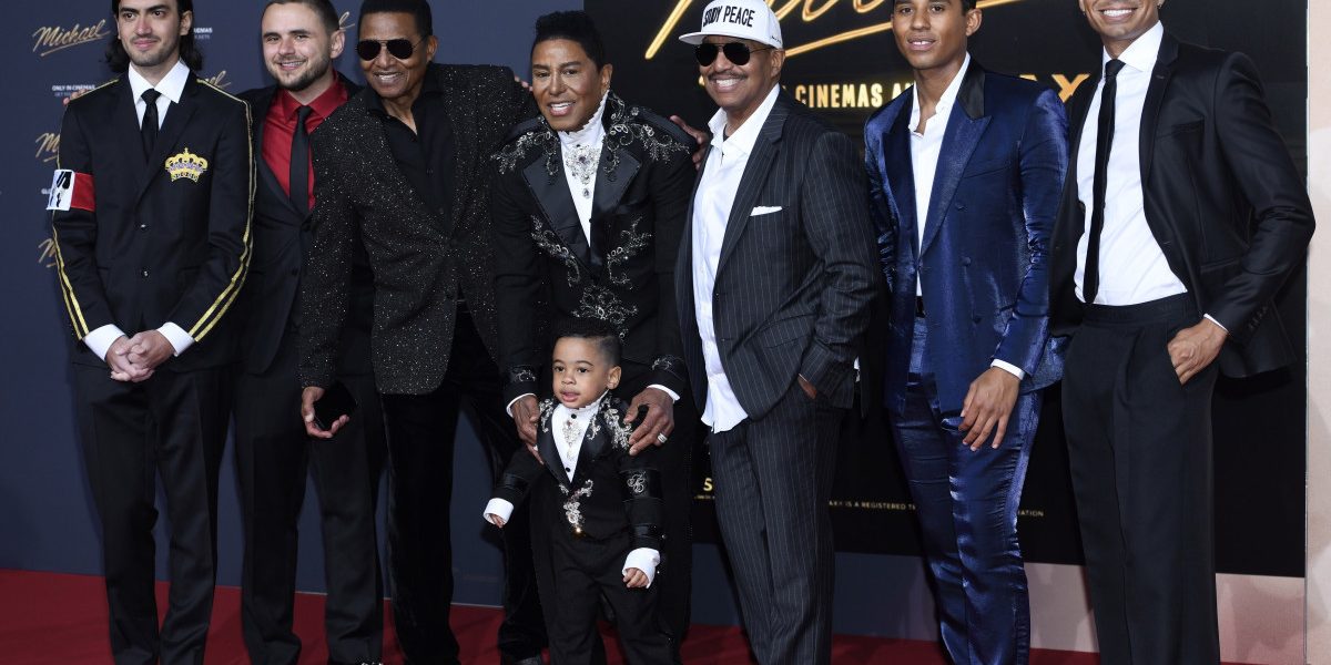 Nepotul lui Michael Jackson, pe covorul roșu la Berlin! Premiera „Michael”