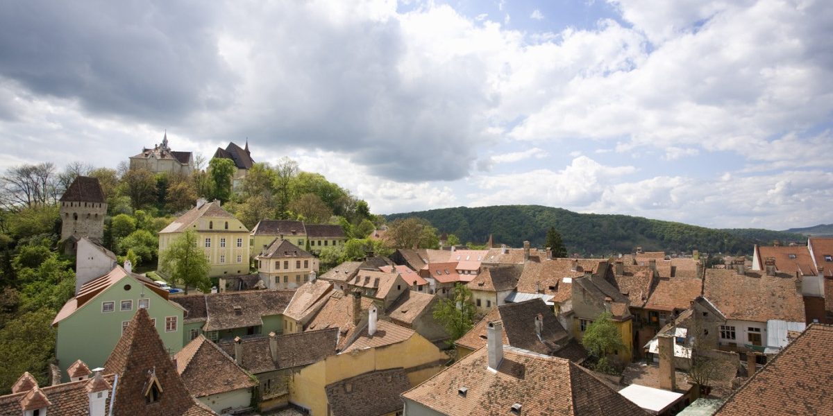 Guvernul a dat startul: România își caută satele turistice de AUR!