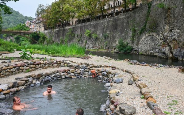 Bilete de tratament balnear 2026, aprobate de Ministerul Finanțelor: Cine beneficiază gratuit