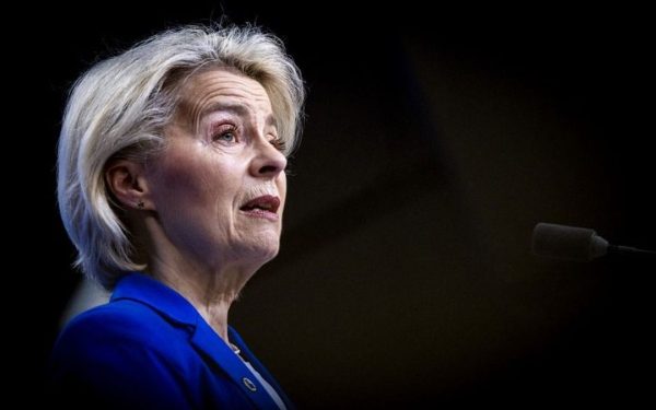 Bruxelles vrea să oprească importul de gaz rusesc, dar Europa cumpără mai mult