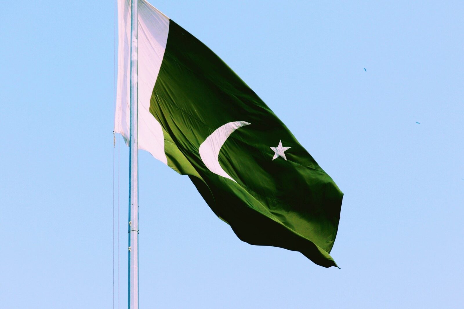 Război în Iran: Negocieri în Pakistan, amenințări de la Donald Trump