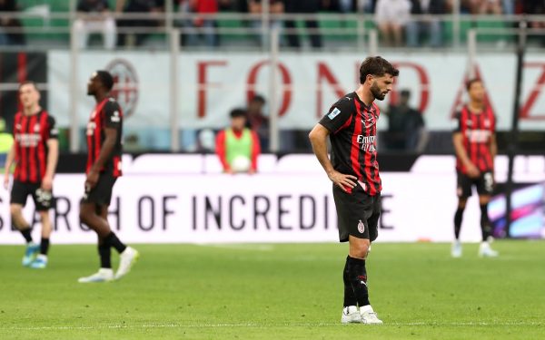 Milan, măcelărită acasă de Udinese: Chivu, tot mai departe de titlu