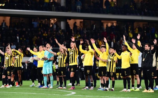 Reacții FURIOASE pe stadion după ratarea lui Răzvan Marin în Conference League