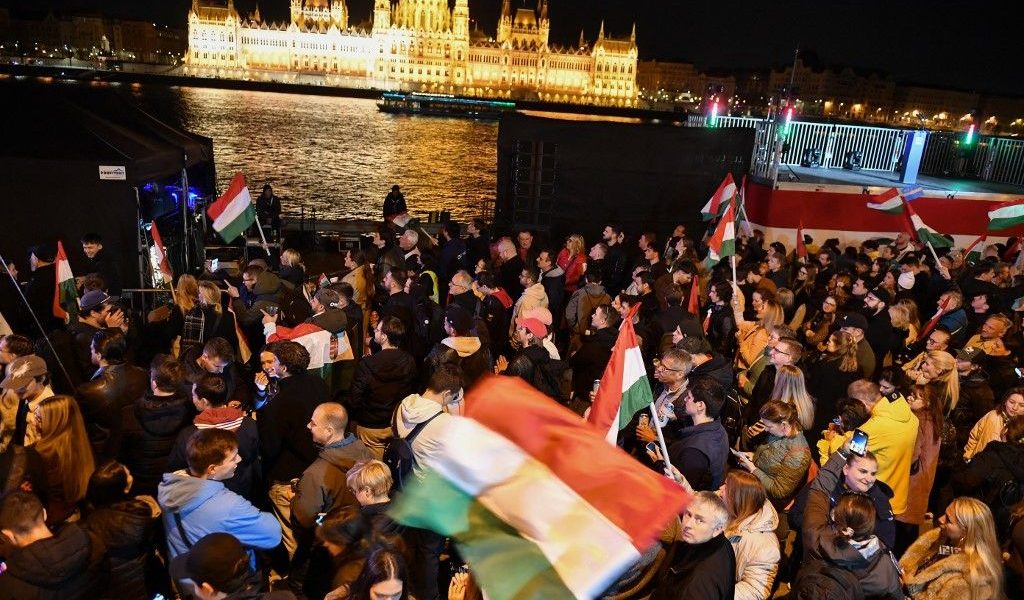 Politicianul Tisza, dans electoral viral: Cine e vedeta TikTok-ului?