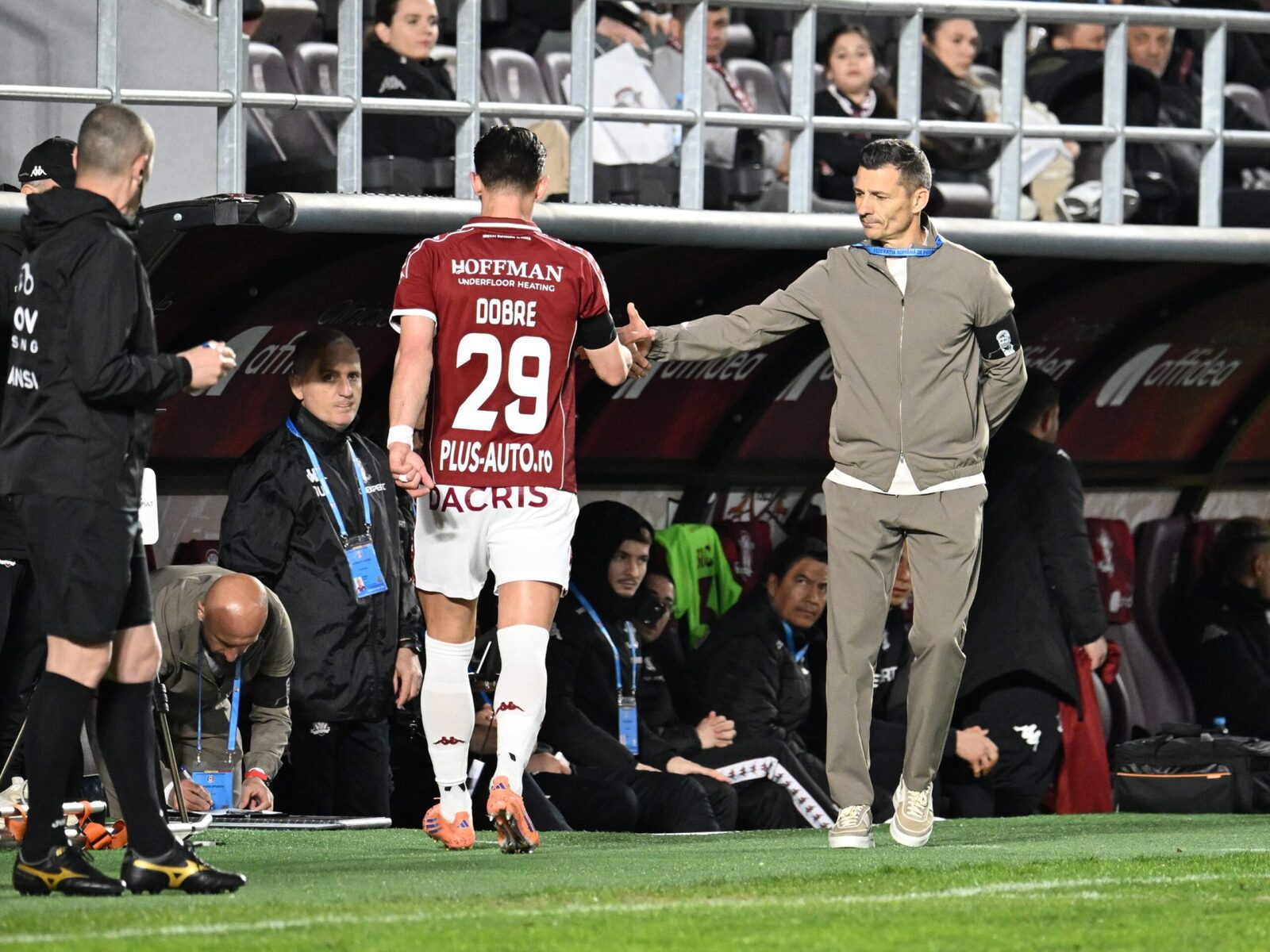 Alex Dobre, „taifun” după schimbare în Rapid – FC Argeș: A văzut toată lumea furia