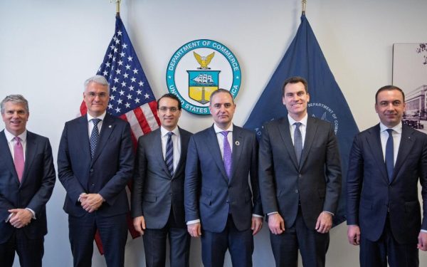Nazare: România, ușile larg deschise la Washington pentru investiții majore
