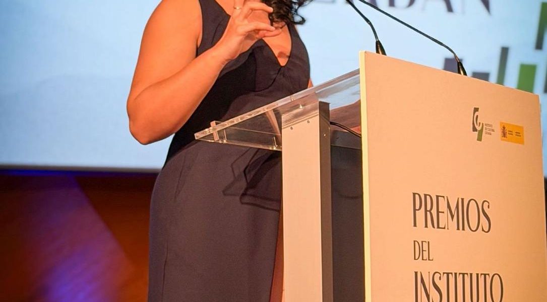 ALINA ȘERBAN, actrița română, premiată la Madrid pentru cultura romă