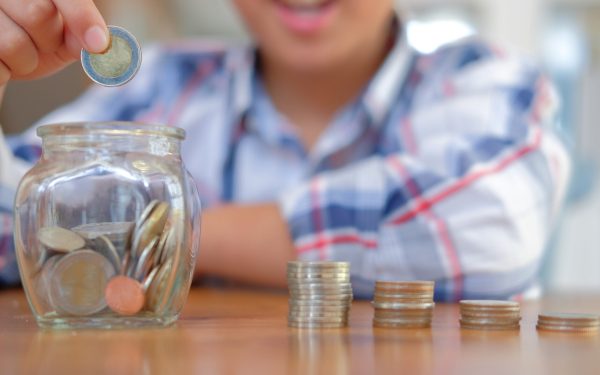 Alocația copiilor în 2026: Plata, SUSPENDATĂ fără anunț