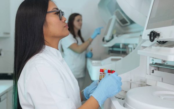 București: Analize GRATUITE pentru cei născuți înainte de 1975