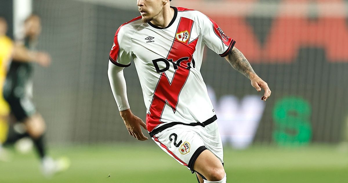 ANDREI Rațiu, internaționalul român de la Rayo Vallecano, a efectuat un antrenament separat de restul echipei, stârnind îngrijorare înaintea meciului cu AEK Atena din Conference League