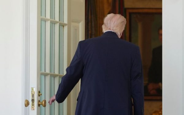 Noi cifre sumbre: Donald Trump, în pierdere de teren în fața Iranului