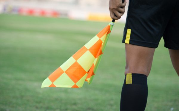 Flueran fluieră Farul – FCSB: Derby-ul din play-out are arbitru!