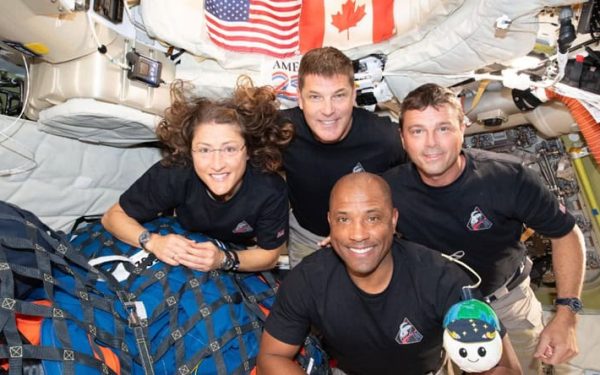 Orion a amerizat, după zborul spre Lună: NASA jubilează, „misiune perfectă”