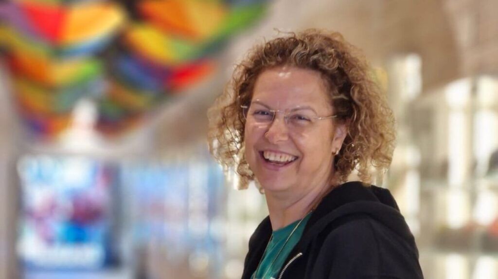 Asistenta eroina se zbate pentru viața ei: o poveste cutremurătoare