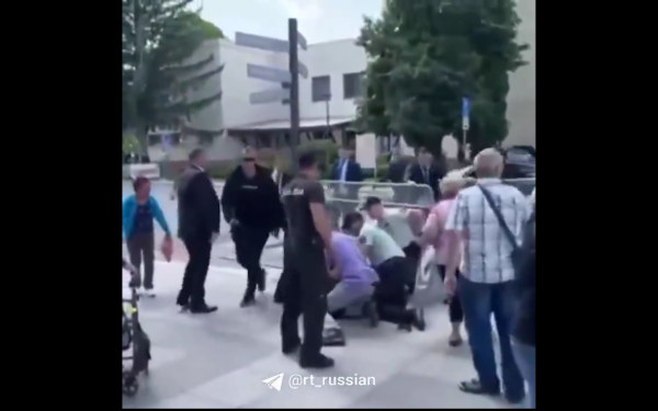 Justiția din Slovacia: Fico, salvat! Atacatorul rămâne după gratii 21 de ani