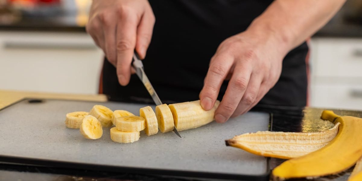 Banană la micul dejun? Află de ce „fructul sănătos” îți poate da energie ZERO