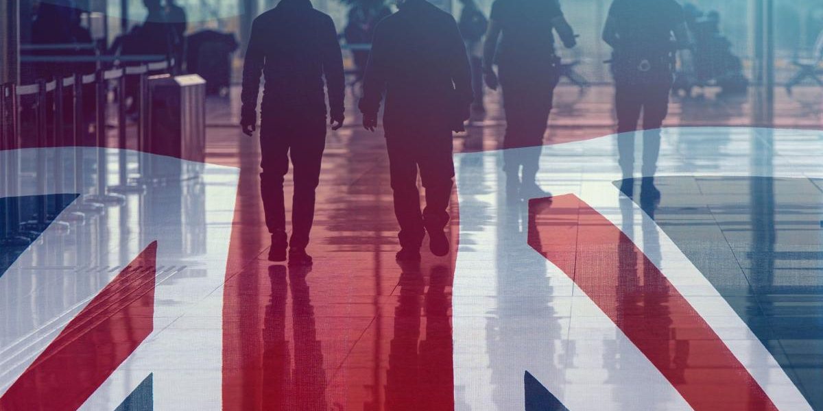 Avocații sfătuiesc migranții să se declare homosexuali pentru azil în UK: Cât costă minciuna?