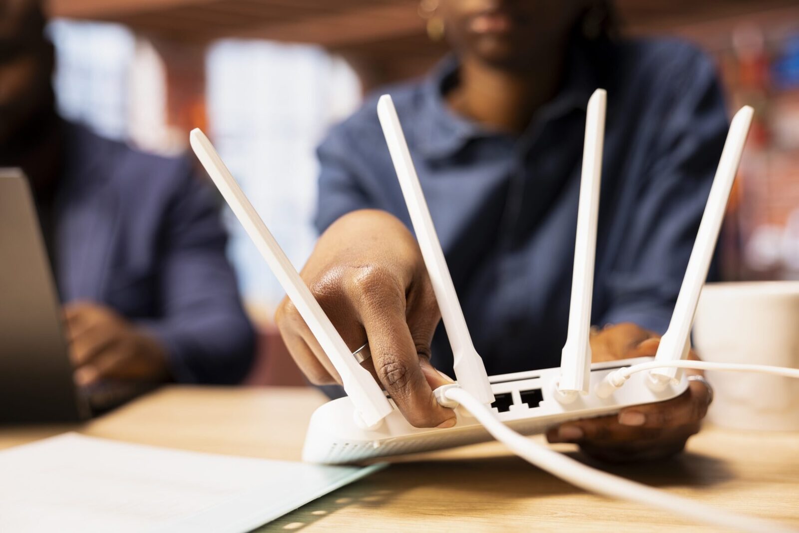 Noua generație wi-fi păcălește! De ce viteza „super” e doar fum?