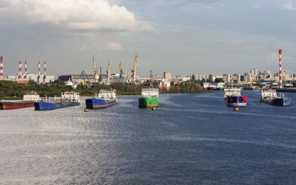 Blocada navală: Iranul în pragul crizei economice severe, avertizează experții