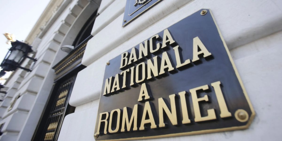 BNR angajează în toată România: prime, bonusuri și 26 de zile de concediu