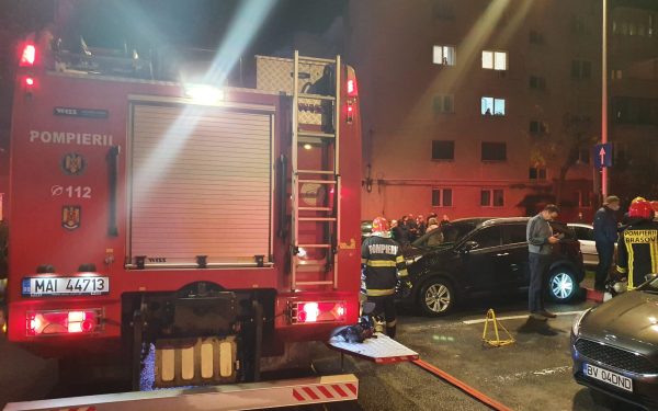 Incendiu la Brașov: 25 de persoane, evacuate dintr-un apartament