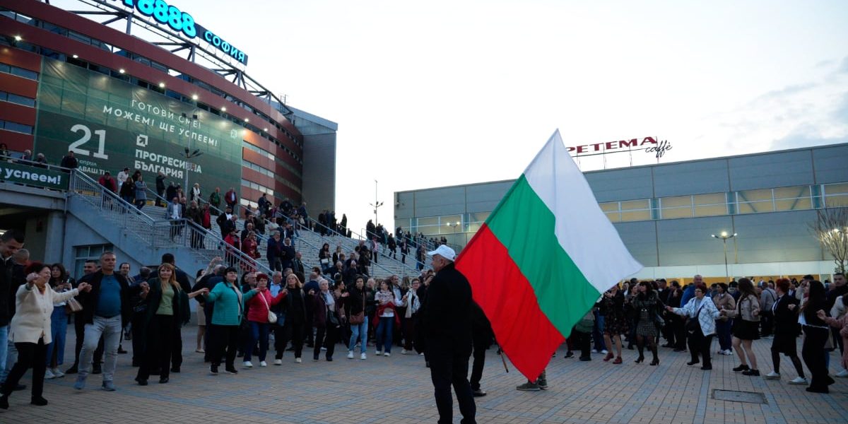 Al optulea vot în 5 ani: România, blocată de criză politică