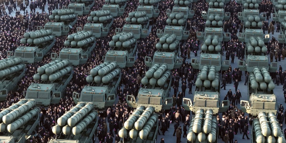 Coreea de Nord șochează: Noi rachete spre mare. Seul, reuniune de urgență