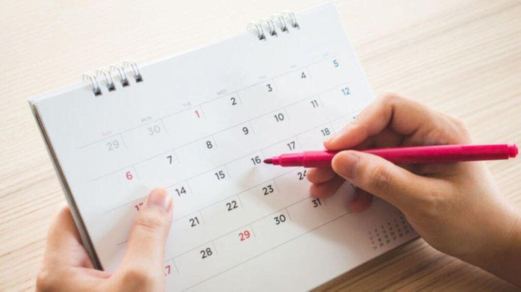 De la începutul anului 2023, Codul Muncii a suferit modificări semnificative, adăugând două drepturi noi pentru angajați: concediul pentru îngrijitor și absența pentru forță majoră