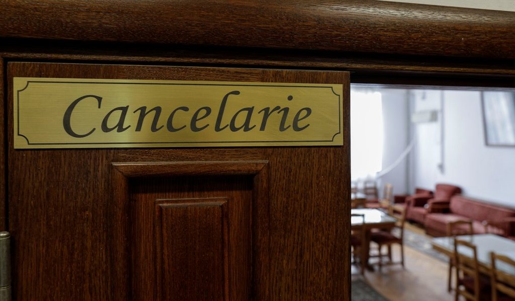 Angajări PROFESORI, deblocate: Concursul de Titularizare, reluat după scandal