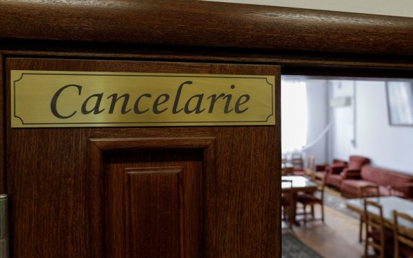 Angajări PROFESORI, deblocate: Concursul de Titularizare, reluat după scandal