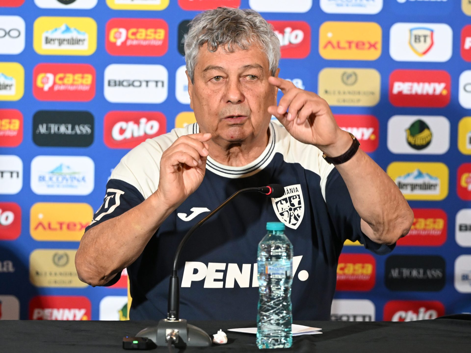David Popovici, profund afectat de dispariția lui Mircea Lucescu Înotătorul David Popovici a reacționat cu durere la vestea decesului antrenorului de fotbal Mircea Lucescu