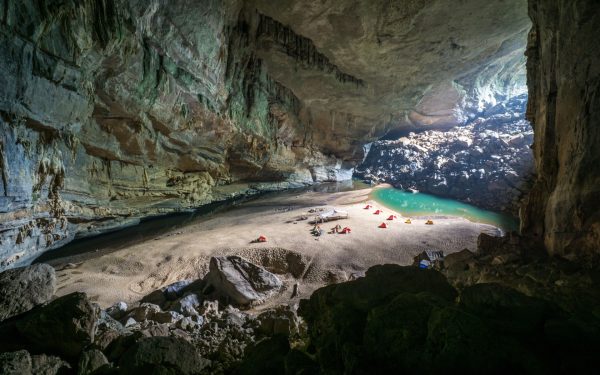 Bărbatul care a găsit cea mai mare peșteră din lume și a „pierdut-o”