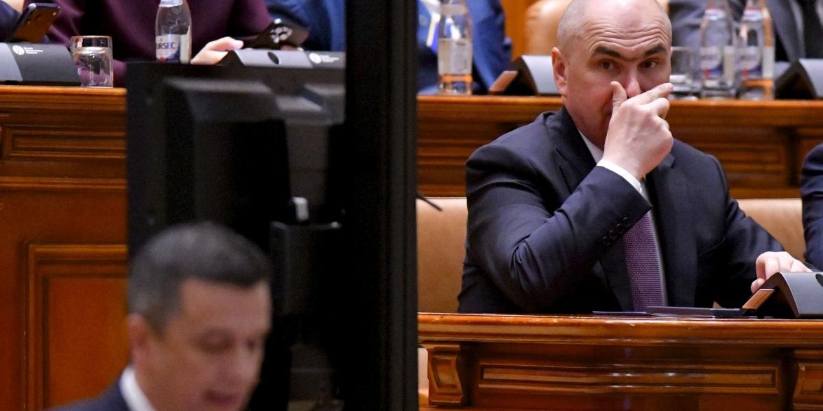 Cinci scenarii post-PSD: Bolojan, premier? Sau anticipate