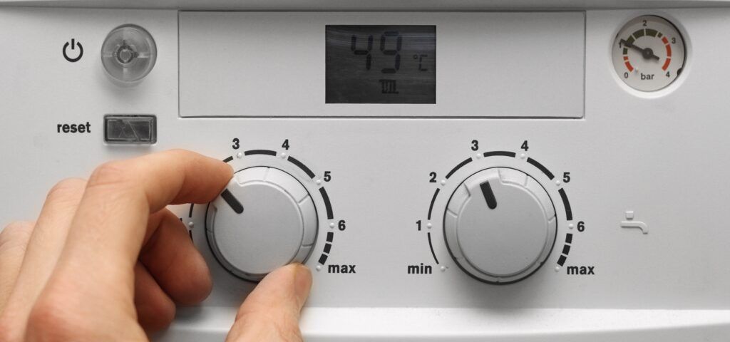 Orașele din România fără centrale de apartament: Ce prevede legea