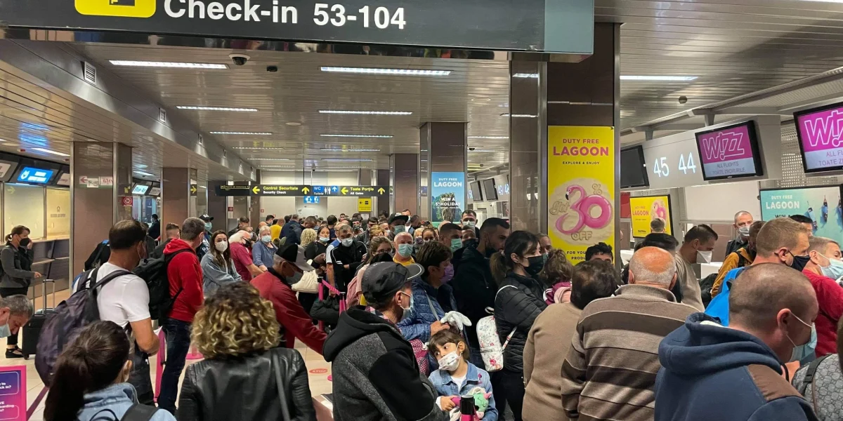 Low-costul lovește iar: Check-in mai rapid, dar și închiderea ghișeelor în România