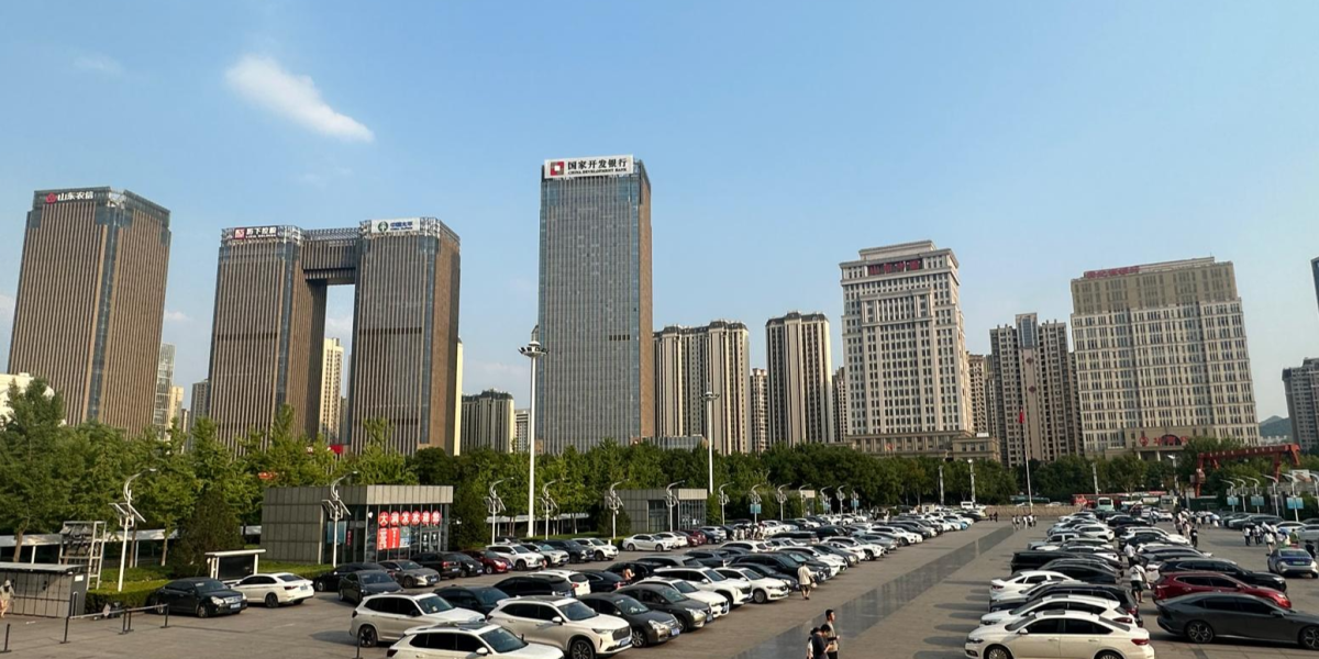 Profiturile INDUSTRIALE din China, explozie de 15,8% în martie: IA și cipuri, motorul creșterii