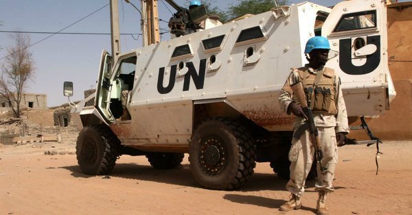 Tanc ISRAELIAN, atac DEVASTATOR: Vehicule ONU, lovite în Liban